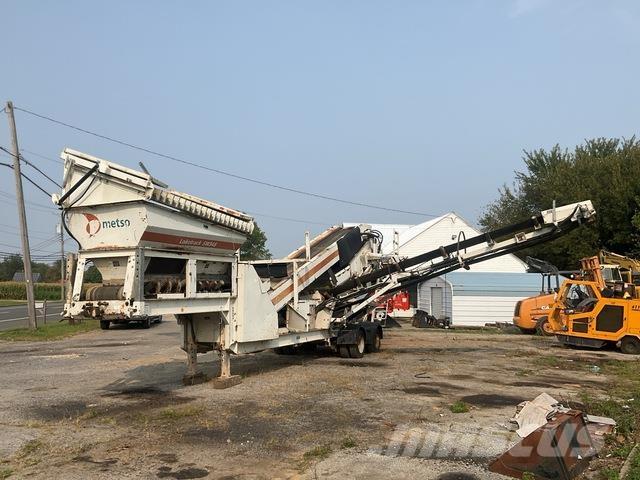 Metso R220 Triedičky