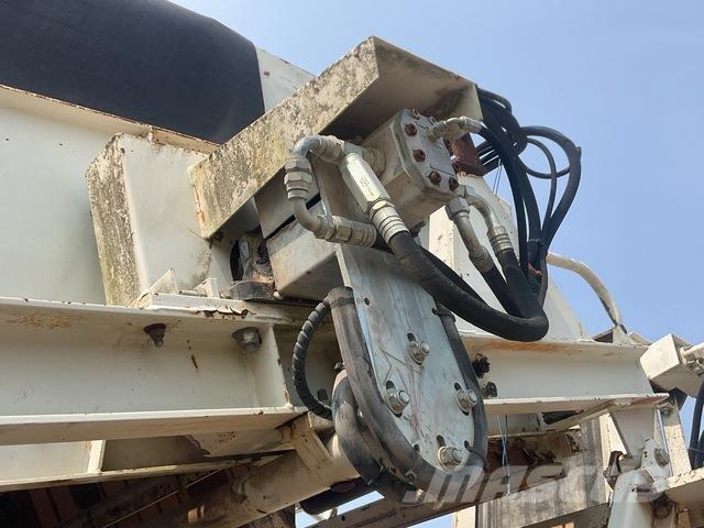 Metso R220 Triedičky