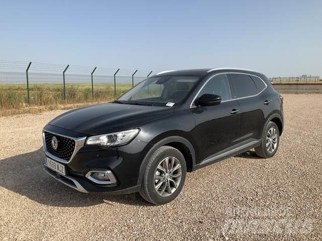 MG HS Automobily
