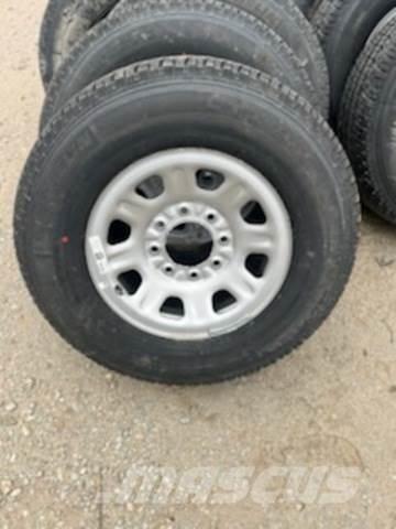Michelin LTX Pneumatiky, kolesá a ráfiky
