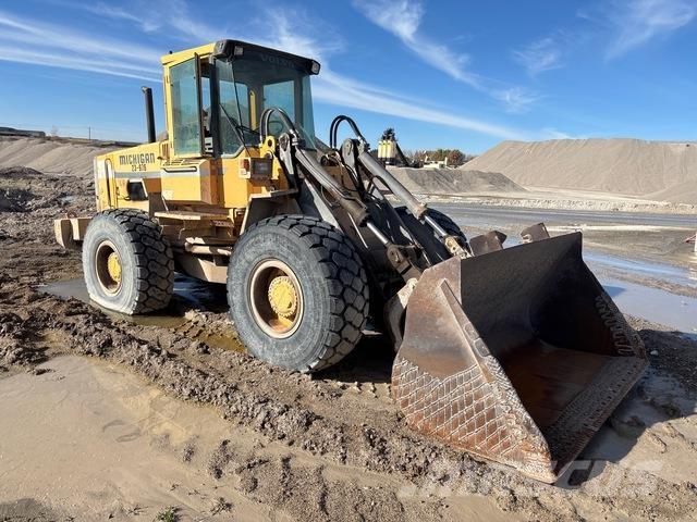 Michigan L90 Kolesové nakladače