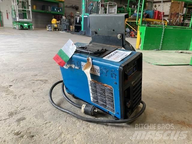 Miller CST 282 Zváracie stroje