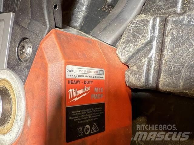 MILWAUKEE  Stavebníctvo - ostatné