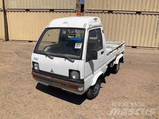 Mitsubishi  Úžitkové vozne