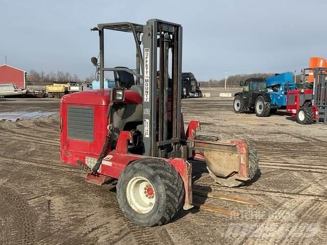 Moffett M55 Závesné vysokozdvižné vozíky