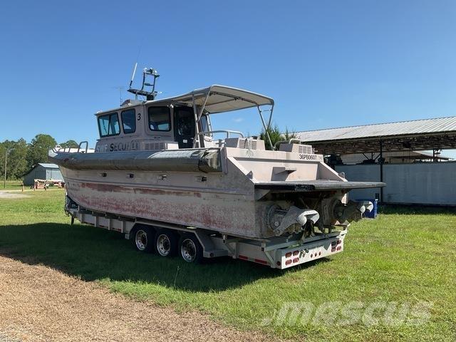  Moose M2-35 Pracovné lode, bárky a pontóny