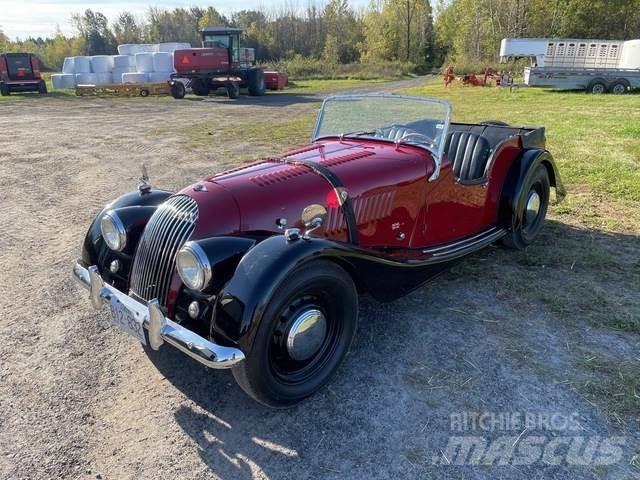 Morgan Plus 4 Automobily