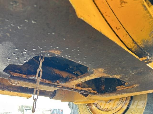 Moxy MT-41 Kĺbové nákladné autá