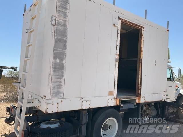 Navistar 4700 Skriňová nadstavba