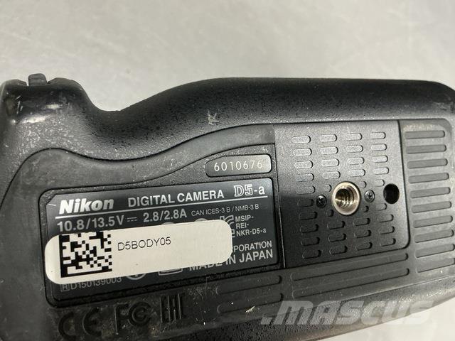  Nikon D5-a Stavebníctvo - ostatné