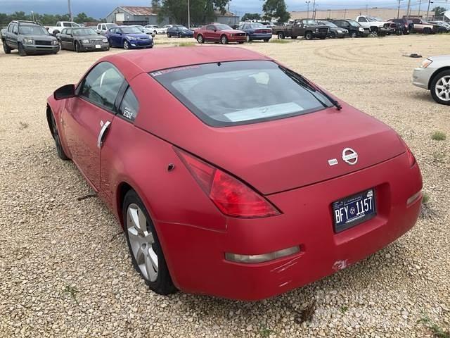 Nissan 350Z Automobily
