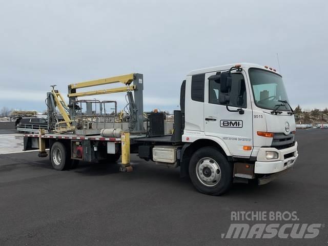 Nissan UD3300 Stavebníctvo - ostatné