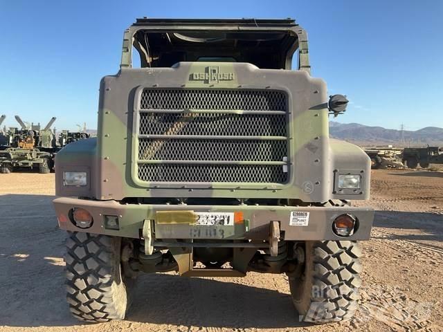 Oshkosh AMK29 Sklápače