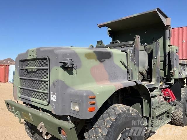 Oshkosh AMK29A1 Sklápače