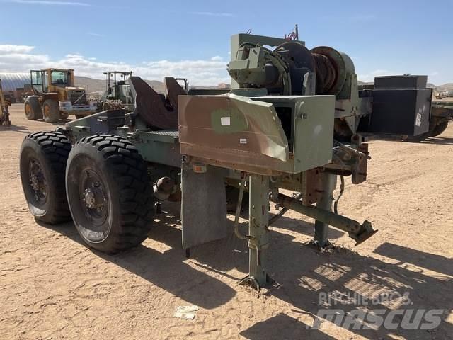 Oshkosh MK16 Nízko rámové nákladné automobily