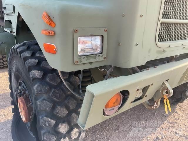 Oshkosh MK25 Skriňová nadstavba