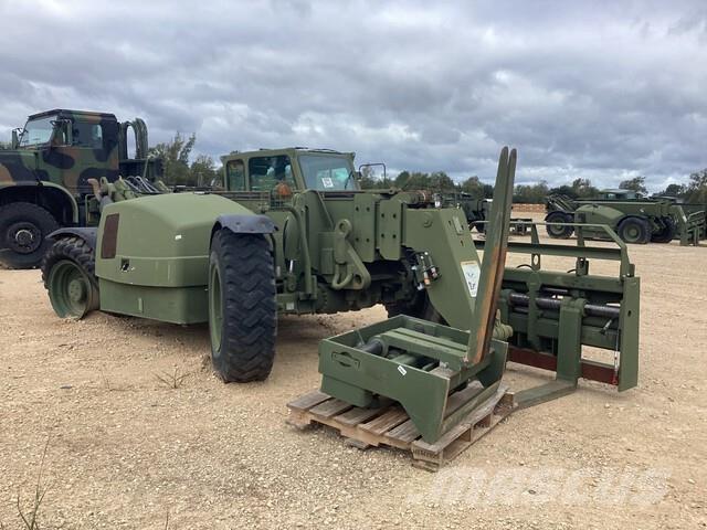 Oshkosh MMV 3 Teleskopické manipulátory