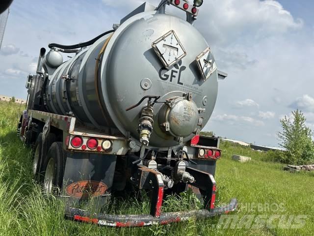 Peterbilt  Kombinované/Čerpacie cisterny