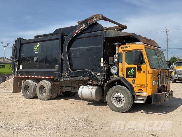Peterbilt 320 Smetiarske vozidlá