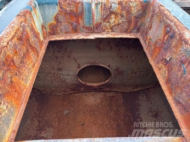 Peterbilt 330 Cisterny na vodu