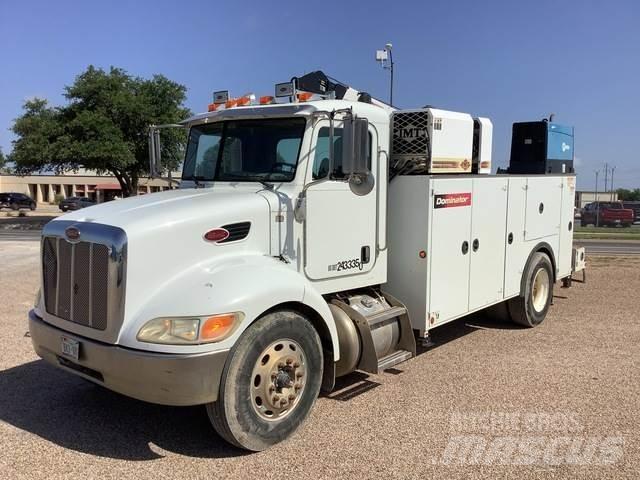 Peterbilt 330 Komunálne / Multi-úžitkové vozidlá