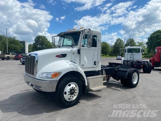 Peterbilt 337 Ťahače