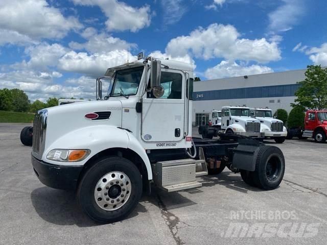 Peterbilt 337 Ťahače