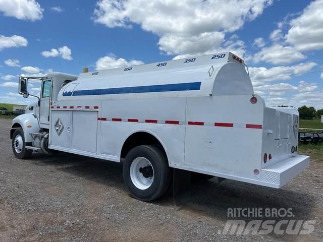 Peterbilt 337 Cisternové nákladné vozidlá