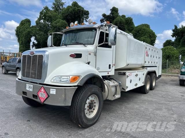 Peterbilt 348 Cisternové nákladné vozidlá