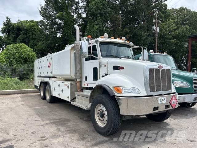 Peterbilt 348 Cisternové nákladné vozidlá