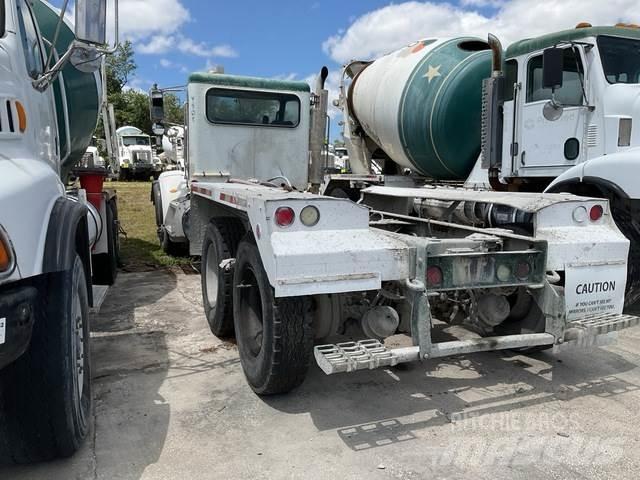 Peterbilt 365 Ďalšie nákladné vozidlá