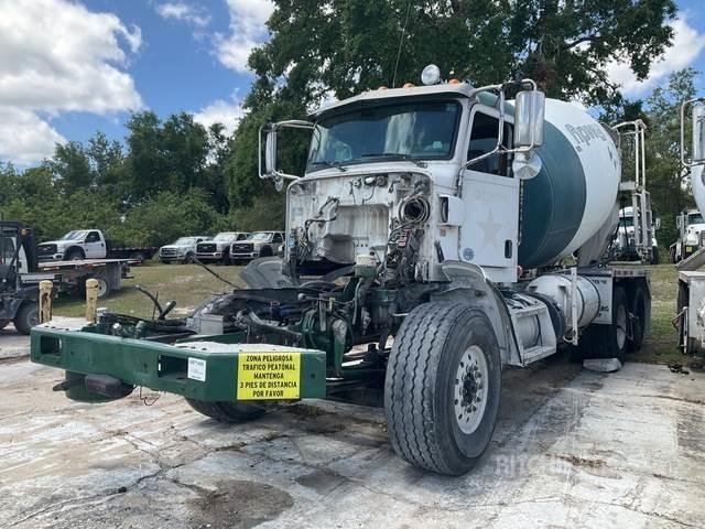 Peterbilt 365 Ďalšie nákladné vozidlá
