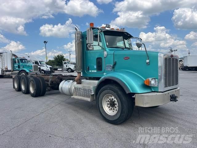Peterbilt 365 Kabíny a interiér