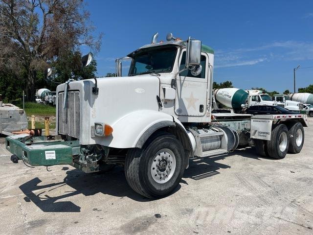 Peterbilt 365 Kabíny a interiér