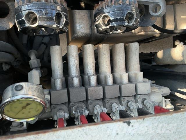 Peterbilt 365 Nákladní vozidlá na prepravu automobilov