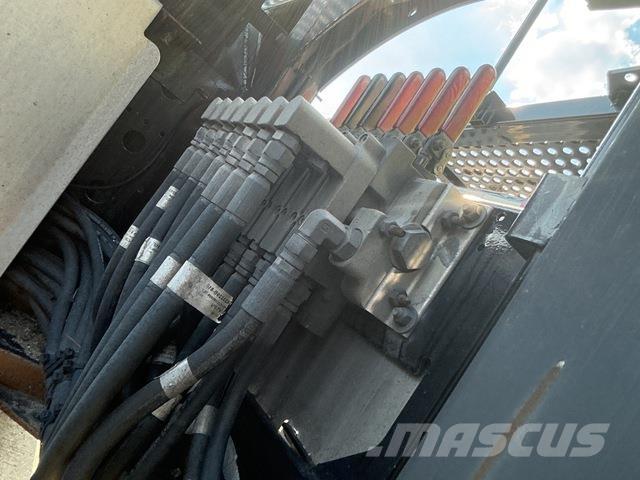 Peterbilt 365 Nákladní vozidlá na prepravu automobilov