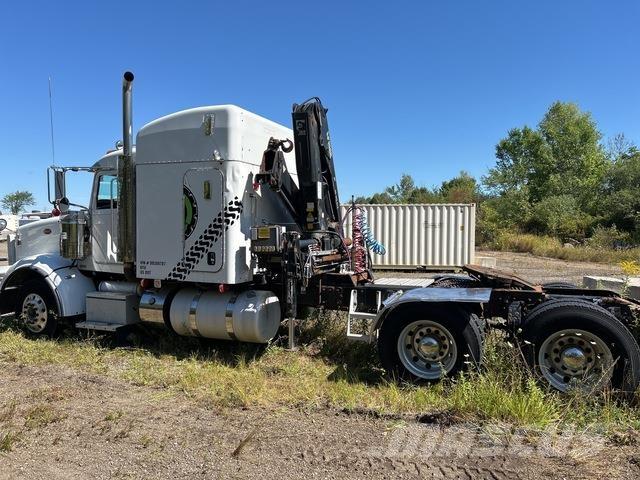 Peterbilt 367 Autožeriavy, hydraulické ruky