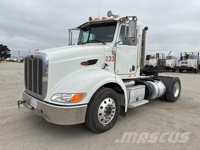 Peterbilt 384 Ťahače