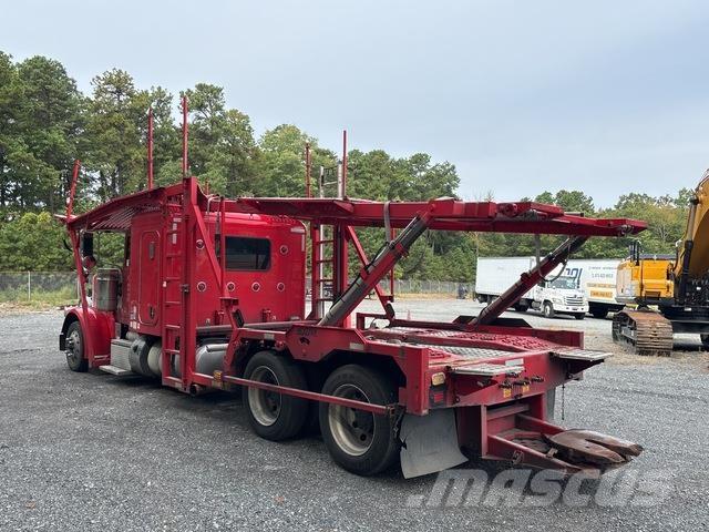 Peterbilt 389 Nákladní vozidlá na prepravu automobilov