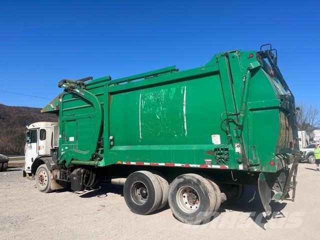 Peterbilt 520 Smetiarske vozidlá