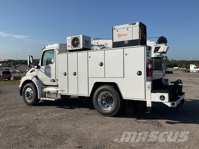 Peterbilt 536 Komunálne / Multi-úžitkové vozidlá