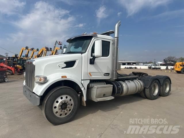 Peterbilt 567 Ťahače