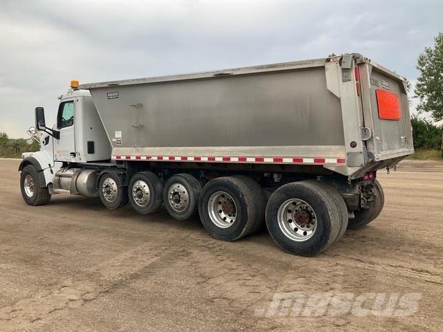Peterbilt 567 Sklápače