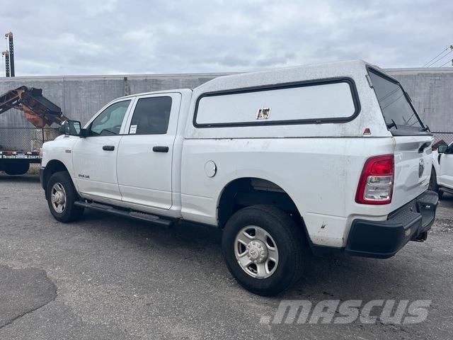 RAM 2500 Nakladacia/sklápacia bočnica