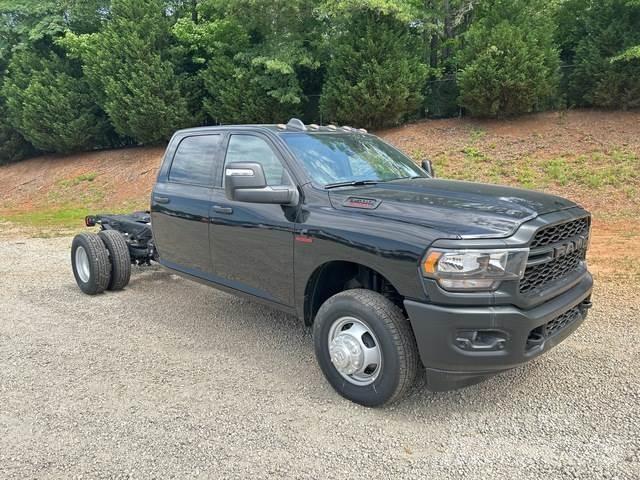 RAM 3500 Kabíny a interiér