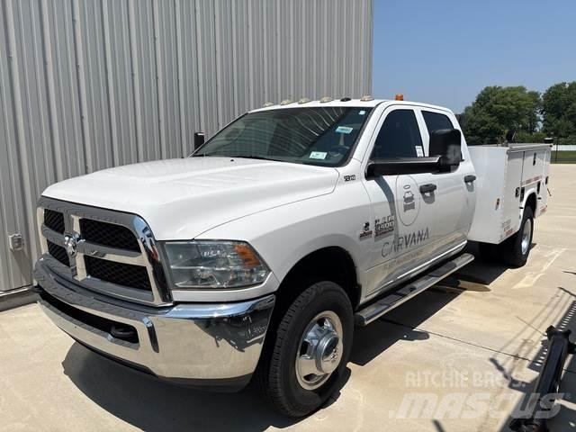 RAM 3500 Nakladacia/sklápacia bočnica