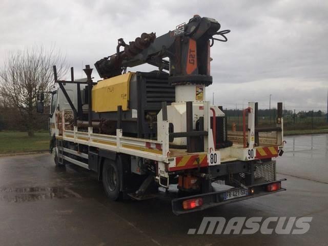 Renault D250 Mobilná vrtná súprava