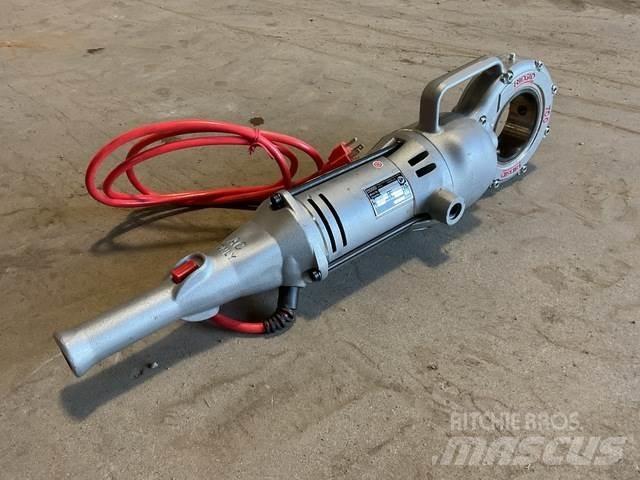  Ridgid 700-T2 Potrubné zariadenia