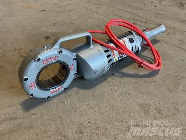  Ridgid 700-T2 Potrubné zariadenia
