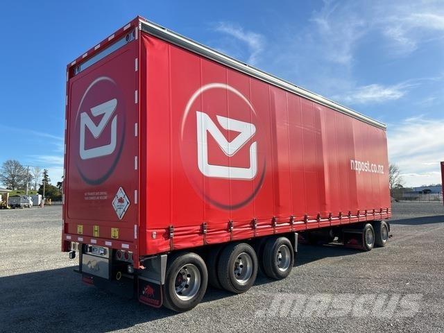  Roadmaster Prívesy s bočnou zhrnovacou plachtou